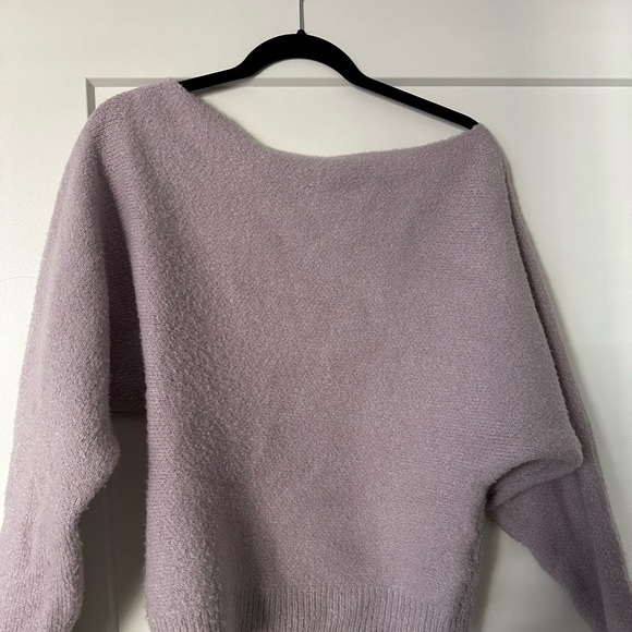 Forever 21 Off the Shoulder Sweater - Picture 3 of 3